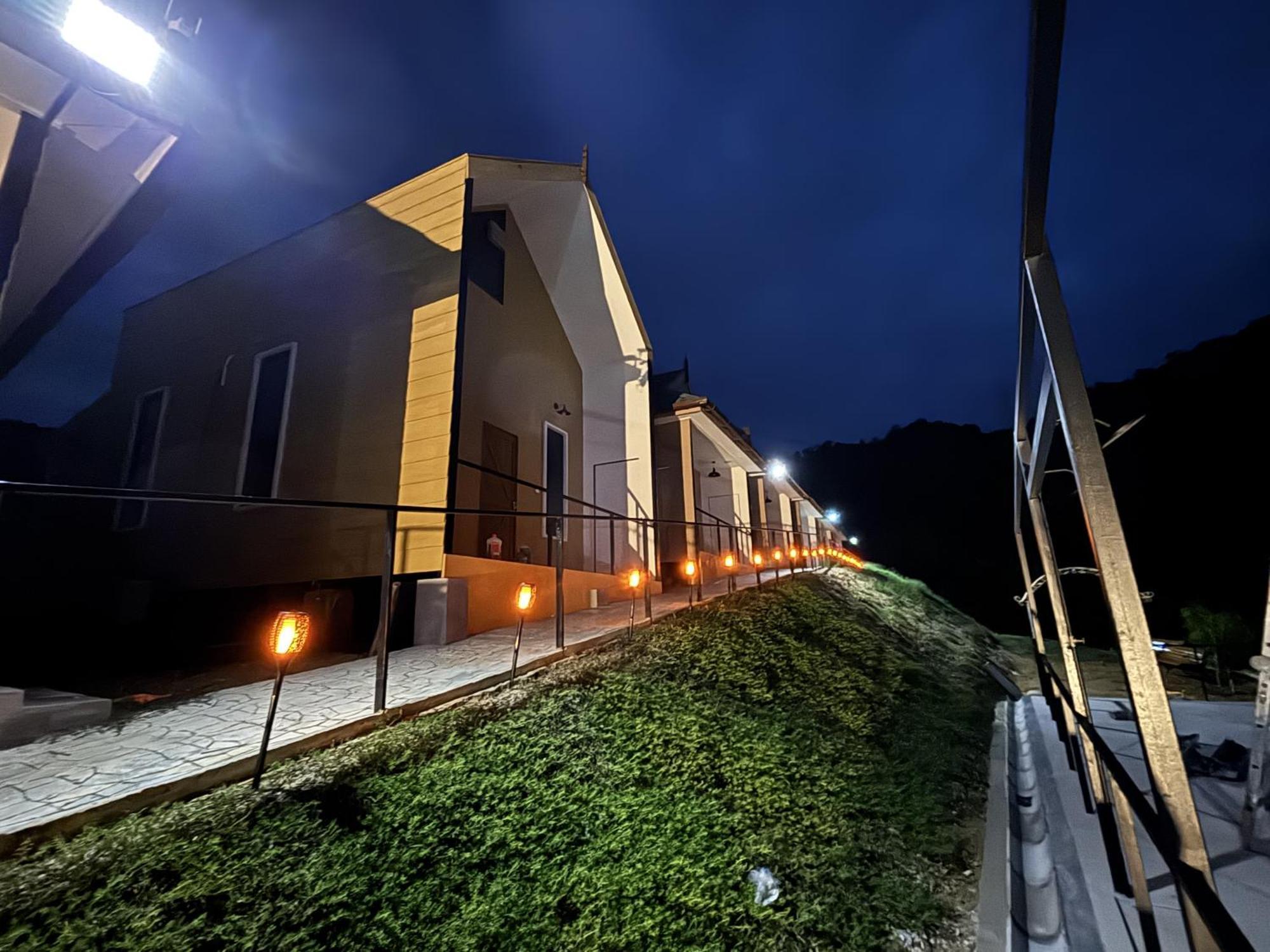 Hotel Tamu Eco Lenggeng Esterno foto